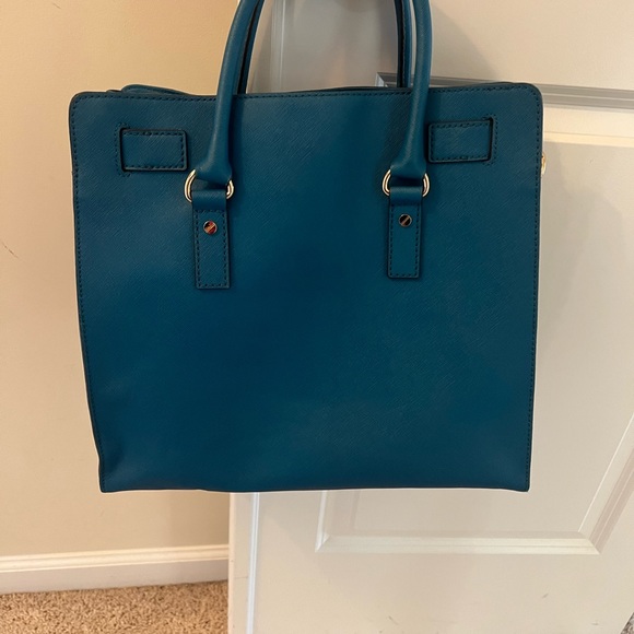 Michael Kors Hamilton Tote - Picture 3 of 7